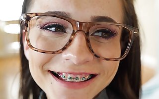 Petite Teen With Braces Fucked To Orgasm By Friend‘s Brother