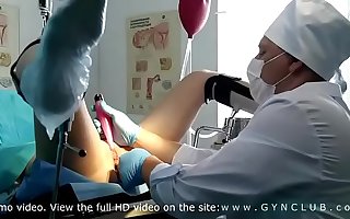Girl examined at a gynecologist's - stormy orgasm